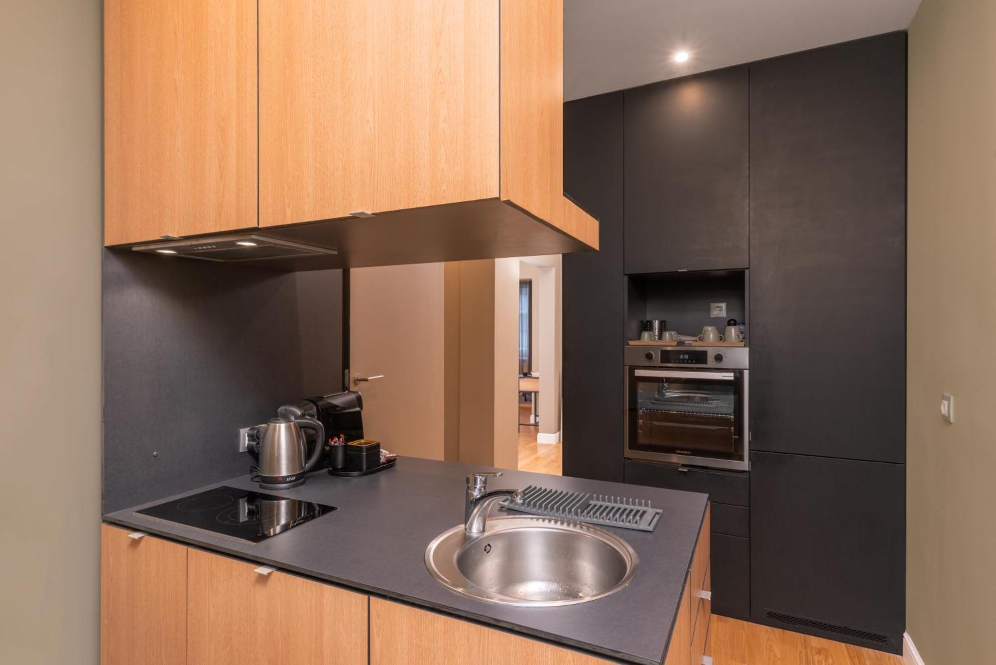 Stunning Luxury 3 Bedroom Apt In The Heart Of Town Sofia Extérieur photo